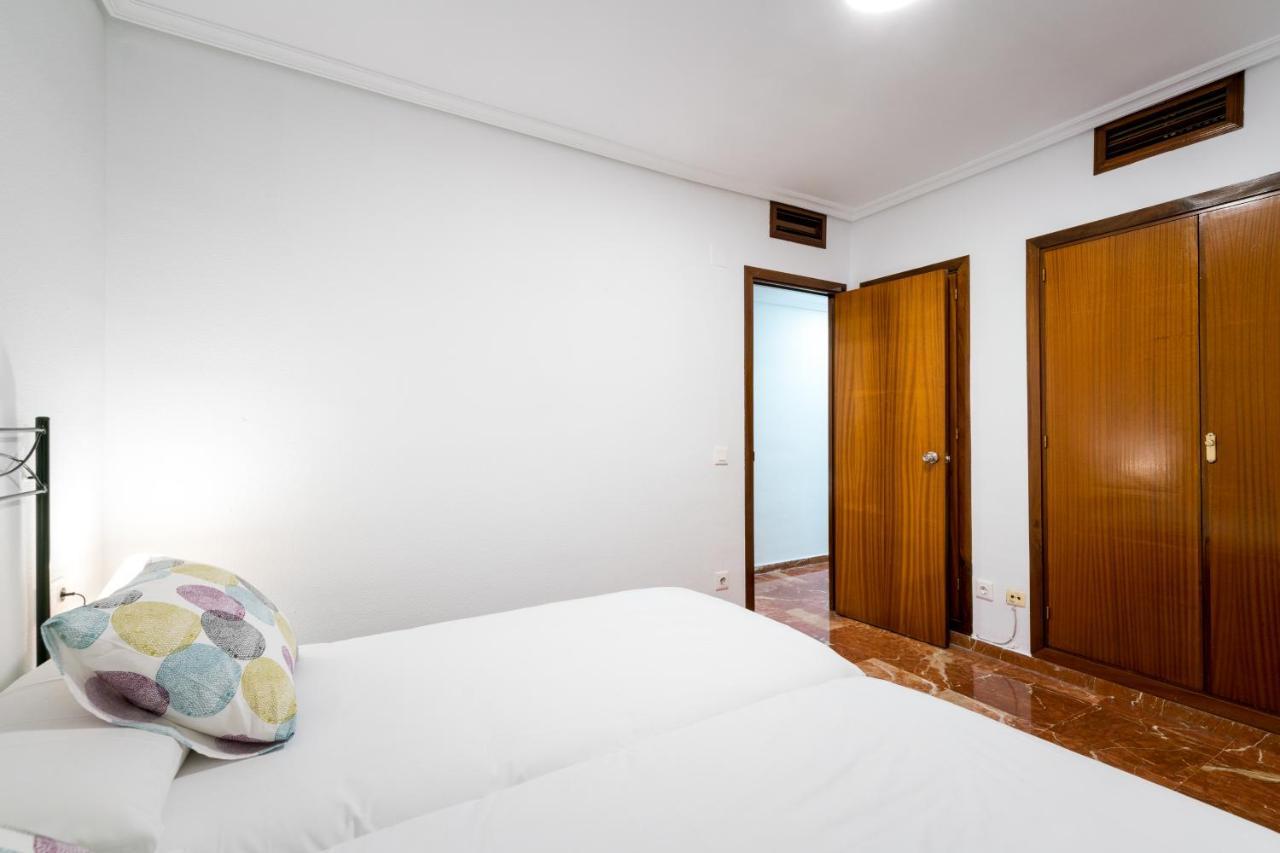 Holi-Rent Estrella Apartment Sevilla Exterior foto