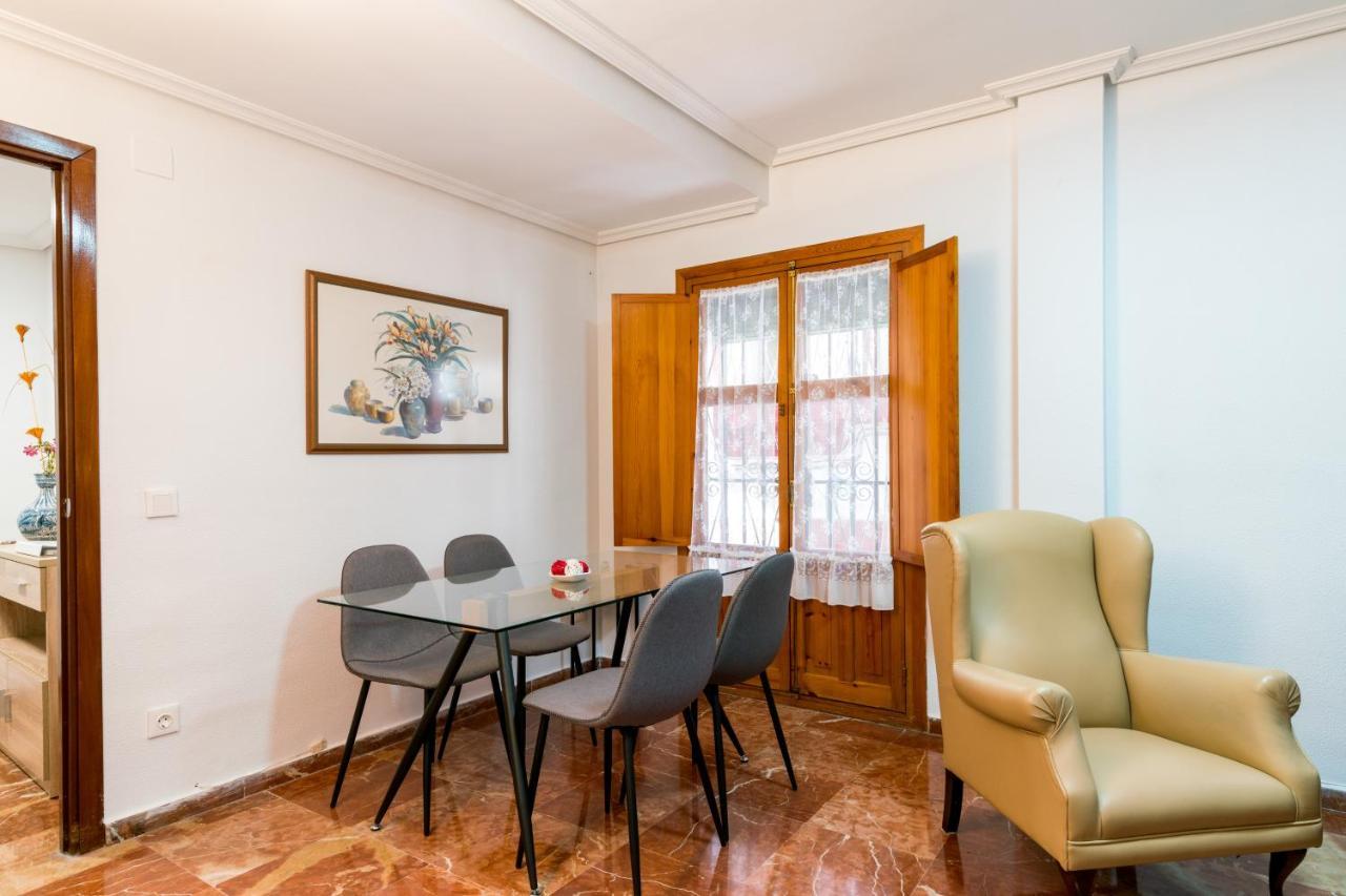 Holi-Rent Estrella Apartment Sevilla Exterior foto